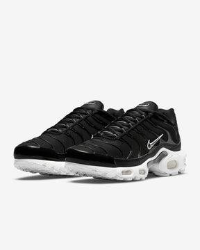 Air Max TN Plus Black and White