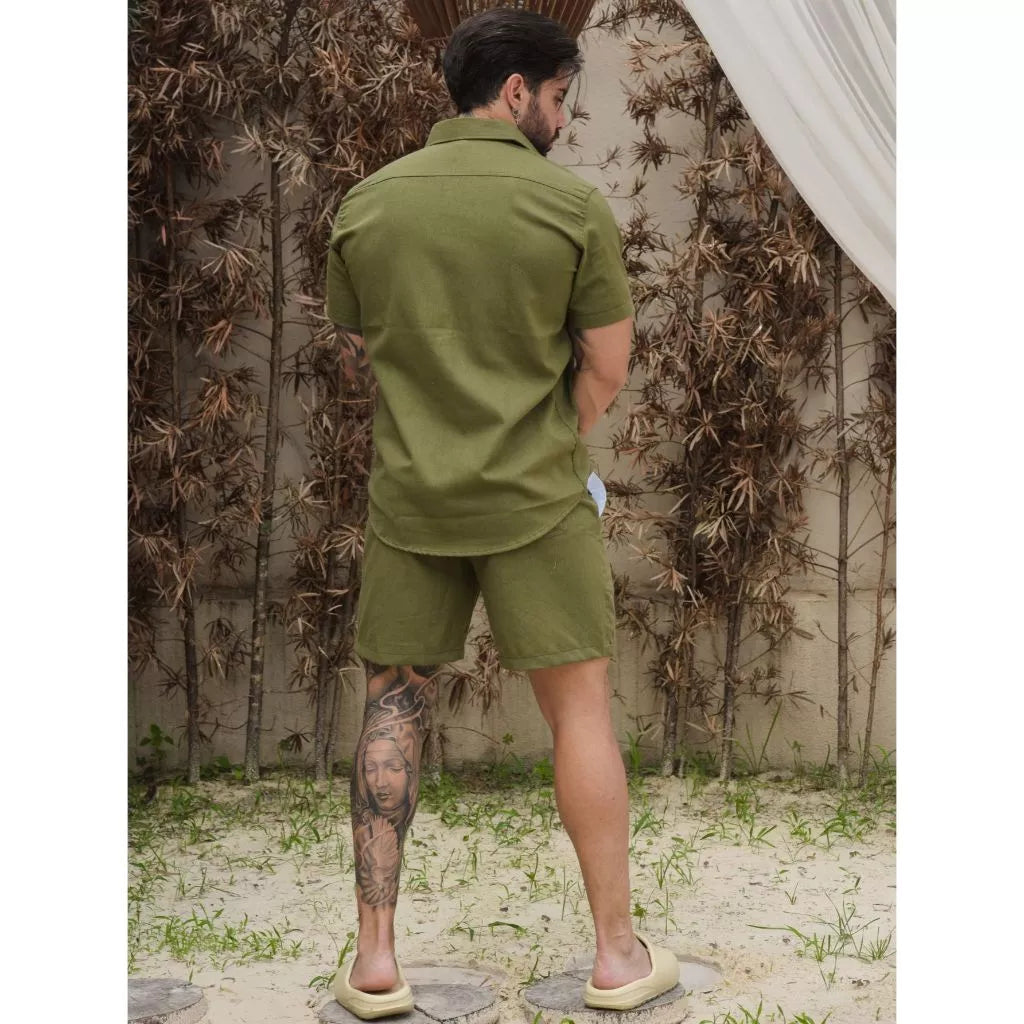 (PROMAÇÃO COMPRE 1 LEVE 2) Conjunto Camisa de Botão e short Masculino Liso em Viscose