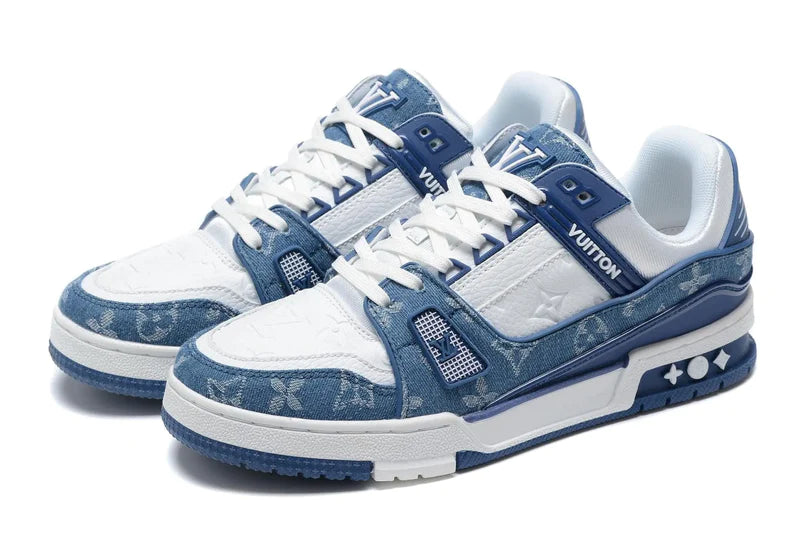 LOUIS VUITTON TRAINER Light Blue