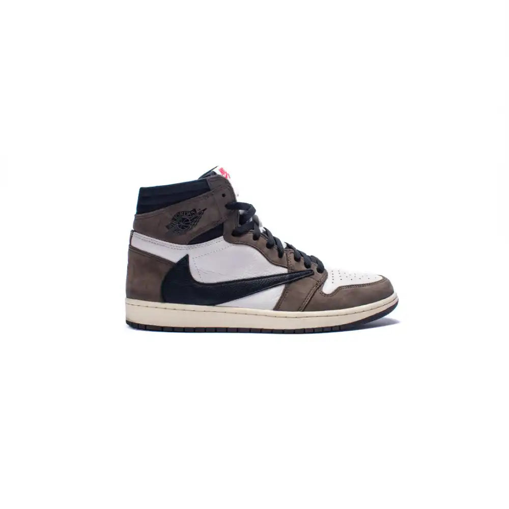 Travis Scott x Air Jordan 1 Retro High Dark Mocha - Artigo de grife